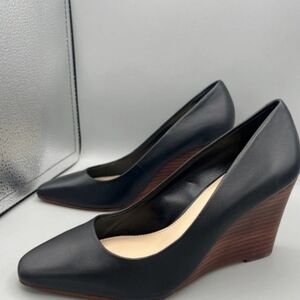 Vince Camuto Diletta wedge pump sz 6M